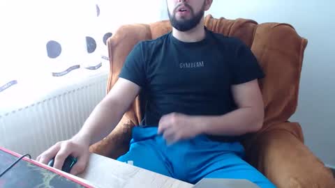 Snapshot of strongcoffee10 chatting on 31, 10, 2025 StrongCoffee online show from 31, 10, 2025