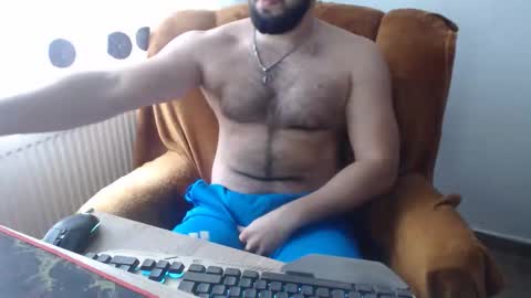 Snapshot of strongcoffee10 chatting on 12, 11, 2025 StrongCoffee online show from 12, 11, 2025