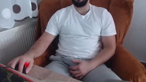 Snapshot of strongcoffee10 chatting on 15, 11, 2025 StrongCoffee online show from 15, 11, 2025