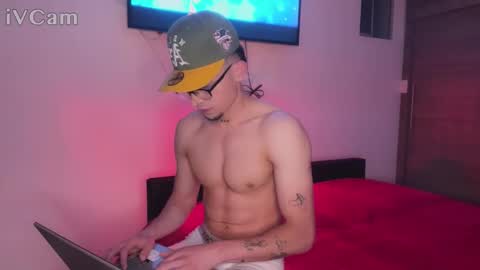 stronghardlatino online show from 14, 10, 2025