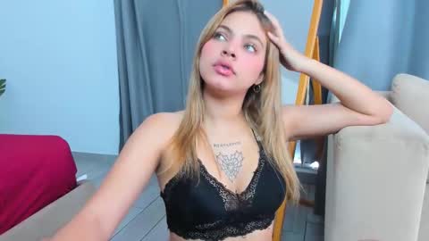 Snapshot of stroong_couple_ chatting on 20, 11, 2025 Strong Couple online show from 20, 11, 2025