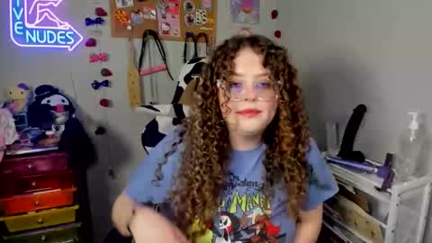 Strwbby online show from 6, 3, 2026