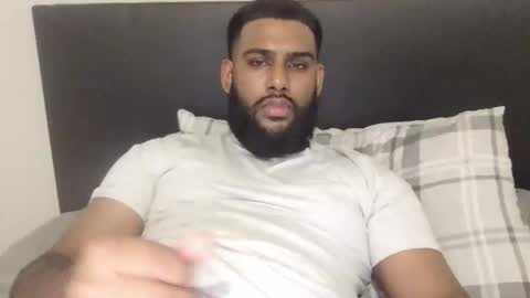 stuckinthe222 online show from 2, 11, 2025