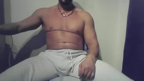 Snapshot of studdotcom chatting on 9, 1, 2025 Ero online show from 9, 1, 2025
