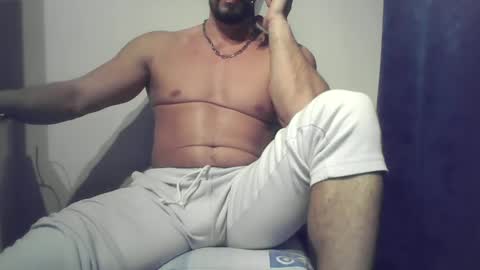 Snapshot of studdotcom chatting on 10, 1, 2025 Ero online show from 10, 1, 2025
