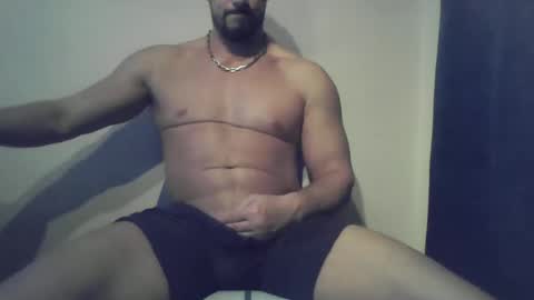 Snapshot of studdotcom chatting on 5, 2, 2025 Ero online show from 5, 2, 2025
