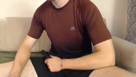 Snapshot of studfromparis chatting on 30, 4, 2026 Stud From Paris online show from 30, 4, 2026