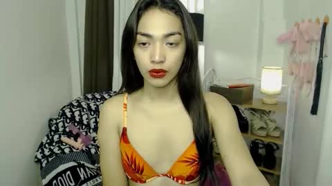 stunning__amber online show from 9, 11, 2025