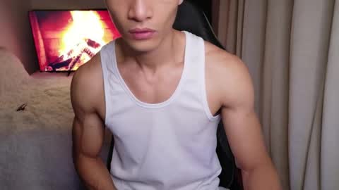 stylish man online show from 9, 4, 2026