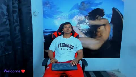 Snapshot of suarez_monkey chatting on 5, 12, 2024 suarez monkey online show from 5, 12, 2024