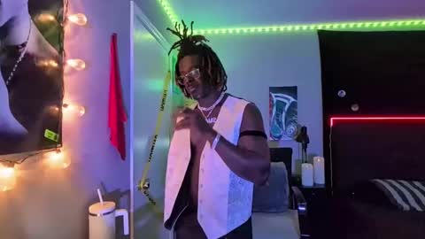 Hot Chocolate online show from 18, 11, 2025