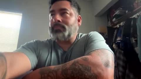 Snapshot of suavecito67 chatting on 17, 3, 2026 suavecito67 online show from 17, 3, 2026