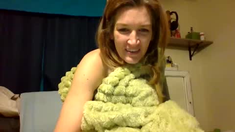 Snapshot of sub4you69brat chatting on 12, 1, 2025 sub4you69brat online show from 12, 1, 2025