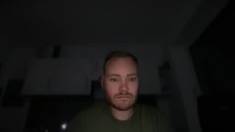 Snapshot of sub_austr chatting on 28, 10, 2025 sub_austr online show from 28, 10, 2025