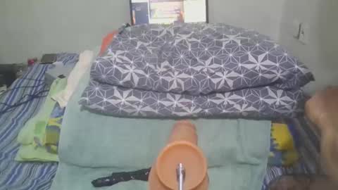 Snapshot of subbdsm82 chatting on 18, 4, 2026 subbdsm82 online show from 18, 4, 2026