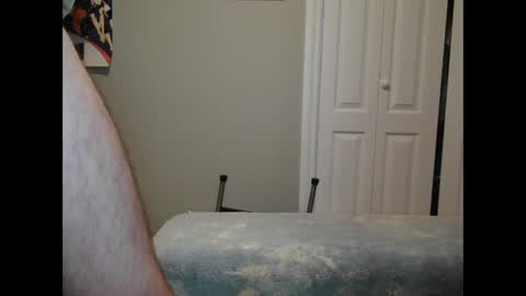 Snapshot of subbiguy00 chatting on 10, 3, 2025 subbiguy00 online show from 10, 3, 2025