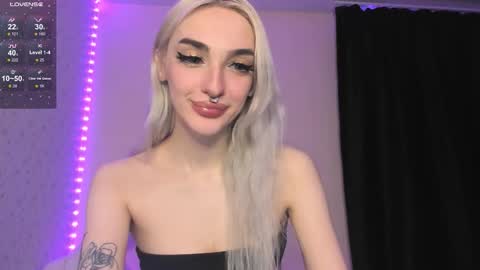 Chloe online show from 4, 12, 2025