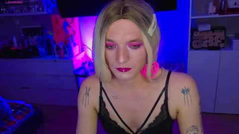 succubu_ss online show from 3, 2, 2026