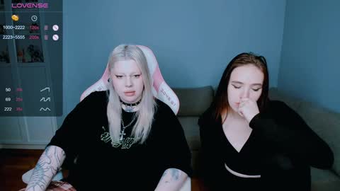 Snapshot of succubus_leslie chatting on 6, 12, 2024 succubus_leslie online show from 6, 12, 2024
