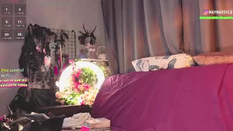 Snapshot of succubus_room chatting on 20, 5, 2026 May online show from 20, 5, 2026