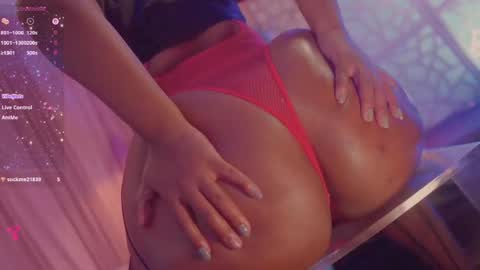 Succubus RoseMilk online show from 30, 10, 2025