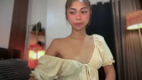 Snapshot of suckablechick chatting on 12, 6, 2026 Marry online show from 12, 6, 2026