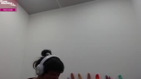 Snapshot of sucker_drool chatting on 10, 2, 2026 Sucky online show from 10, 2, 2026