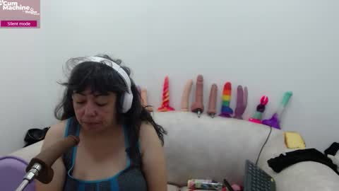 Snapshot of sucker_drool chatting on 27, 2, 2026 Sucky online show from 27, 2, 2026