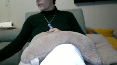 sucrette5629 online show from 19, 12, 2024