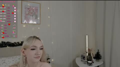 sue_everett online show from 20, 12, 2024