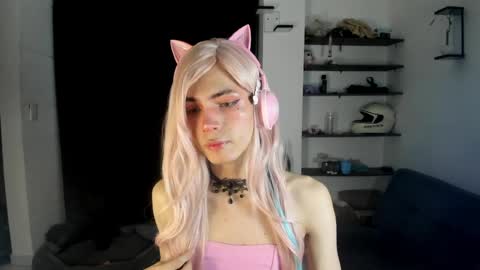 Snapshot of sue_krous chatting on 11, 4, 2026 sue online show from 11, 4, 2026