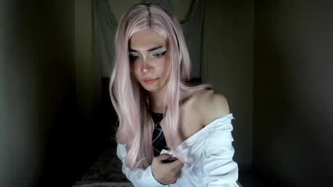 Snapshot of sue_krous chatting on 9, 5, 2026 sue online show from 9, 5, 2026