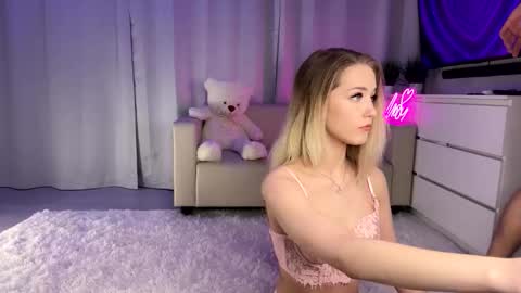 Emmy online show from 19, 10, 2025