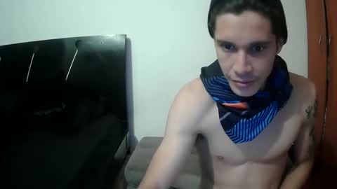 Snapshot of suez666 chatting on 15, 11, 2025 suez666 online show from 15, 11, 2025