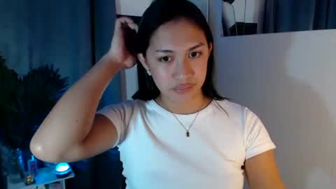 sugar_chloe17 online show from 6, 3, 2025
