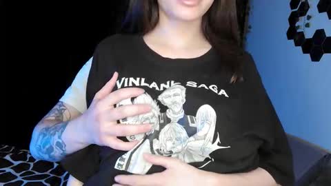 Sugarpeaach online show from 31, 10, 2025