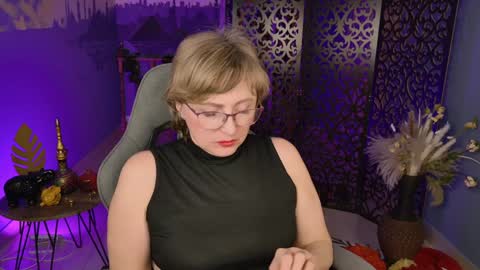 Vivien online show from 12, 1, 2025