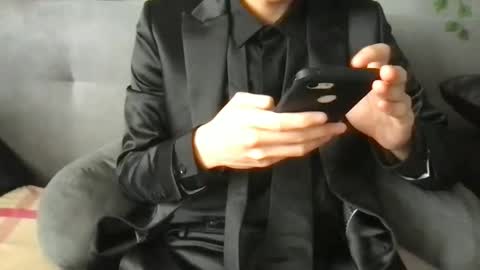 suitfetishez online show from 5, 2, 2026