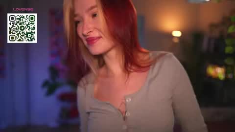 Snapshot of suk_ki chatting on 23, 9, 2025 Lika ginger Jessy blond online show from 23, 9, 2025