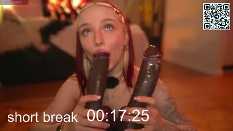 Snapshot of suk_ki chatting on 23, 6, 2026 Lika ginger Jessy blond online show from 23, 6, 2026