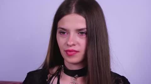 sukie_spooky online show from 17, 9, 2025