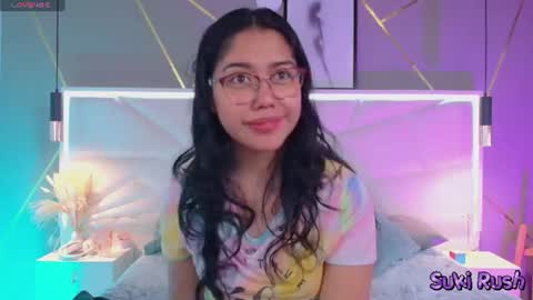 Snapshot of sukirush chatting on 4, 7, 2026 SUKI online show from 4, 7, 2026