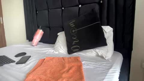 maskedtemptress online show from 12, 1, 2026