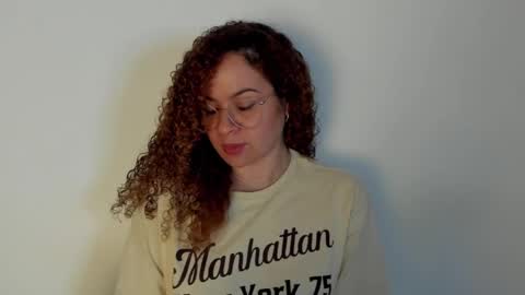 Snapshot of sultrysecrets_ chatting on 20, 5, 2026 Ann online show from 20, 5, 2026