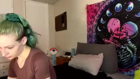 Snapshot of summer96o chatting on 6, 12, 2024 Summer online show from 6, 12, 2024