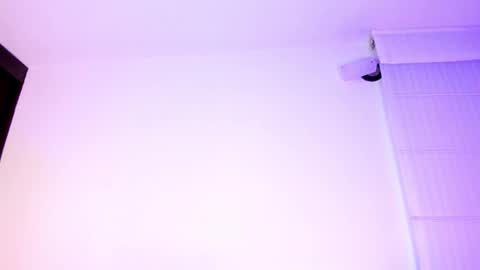 OnlyFans summer holiday online show from 19, 12, 2024