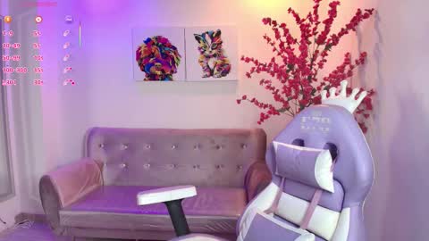 Snapshot of summer_miller chatting on 21, 11, 2025 summer_miller online show from 21, 11, 2025