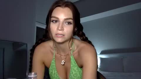 Snapshot of summergracexxx chatting on 14, 9, 2025 Summer online show from 14, 9, 2025