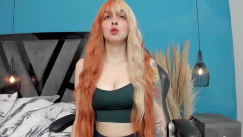 Snapshot of summerprints chatting on 12, 12, 2024 Summer online show from 12, 12, 2024