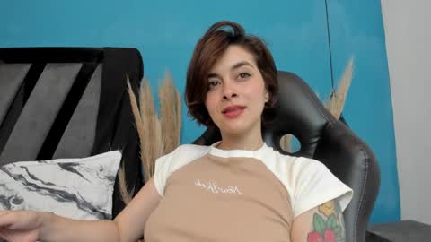 Snapshot of summerprints chatting on 28, 12, 2024 Summer online show from 28, 12, 2024